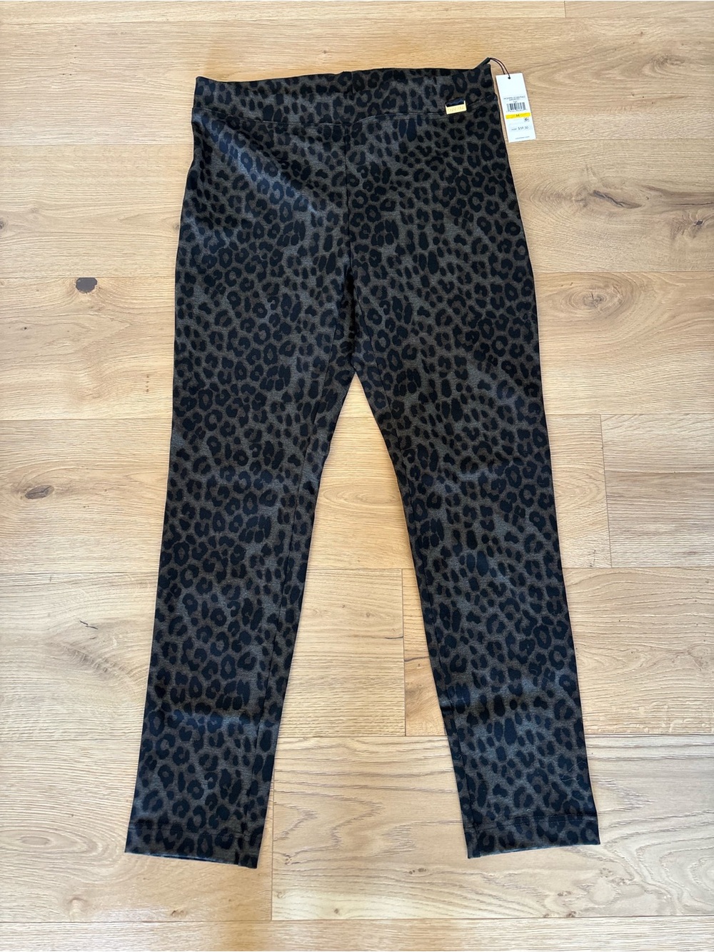 NWT CALVIN KLEIN Modern Essentials Pull On Stretchy Leopard Print Leggings , M